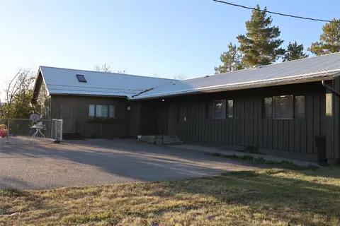 Exterior - 507 Teton Ave, Valier, MT 59486 photo 1 of 3