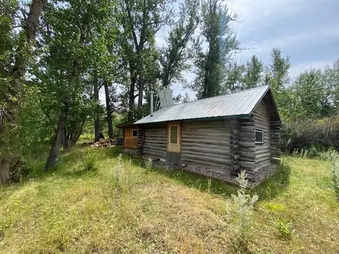 17965 Shonkin Rd, Highwood, MT 59450