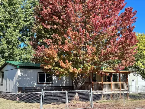 104 Graceland Dr, Plains, MT 59859