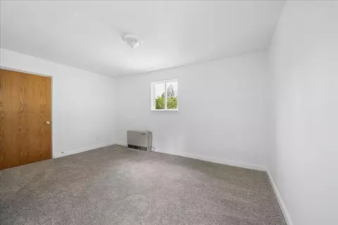 Bedroom - 47 Dav Loop Rd, Monarch, MT 59463 photo 2 of 3