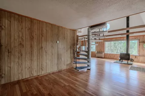 Living - 47 Dav Loop Rd, Monarch, MT 59463 photo 5 of 9