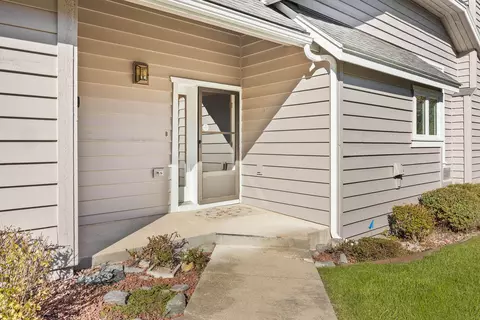 Exterior - 39 Golf Ter #5, Bigfork, MT 59911 photo 4 of 9