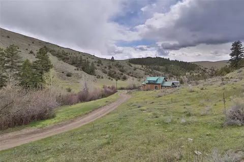 187 Edwards Gulch Rd, Drummond, MT 59832