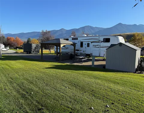 210 Kingfisher Loop, Eureka, MT 59917