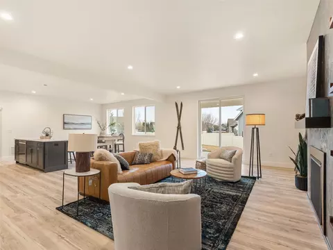 Living - 212 Junebug Ct, Kalispell, MT 59901 photo 3 of 6