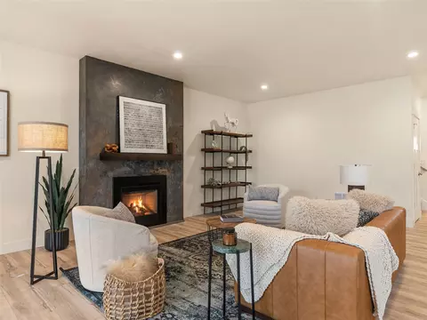 Living - 212 Junebug Ct, Kalispell, MT 59901 photo 5 of 6