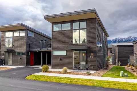 210 The Quarry Rd #A8, Whitefish, MT 59937