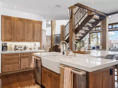 Kitchen - 3614 E Lakeshore Dr, Whitefish, MT 59937 photo 6 of 8