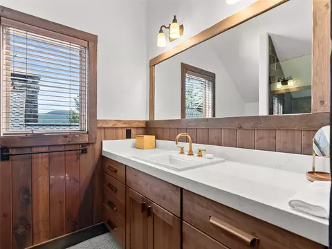 Bath - 3614 E Lakeshore Dr, Whitefish, MT 59937 photo 13 of 13