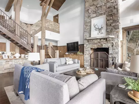 Living - 3614 E Lakeshore Dr, Whitefish, MT 59937 photo 4 of 10