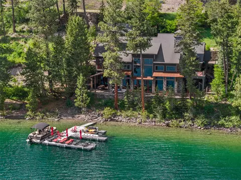 3614 E Lakeshore Dr, Whitefish, MT 59937