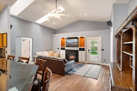 102 Buffalo Square Ct, Kalispell, MT 59901