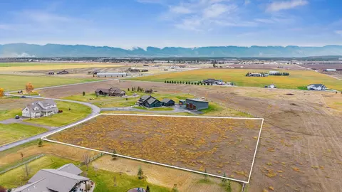 1154 Pheasant Haven Dr, Kalispell, MT 59901