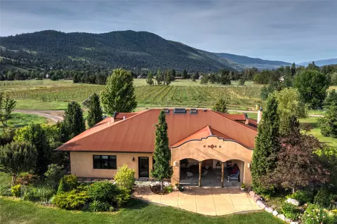 4175 Rattlesnake Dr, Missoula, MT 59802