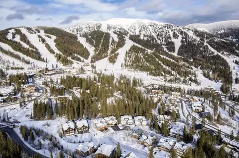 303 Wood Run Dr #A, Whitefish, MT 59937