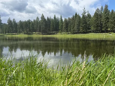 465 W Nhn W Dodge Creek Rd, Rexford, MT 59930