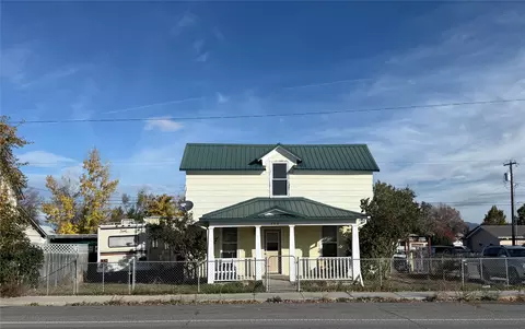 302 W Main St, East Helena, MT 59635