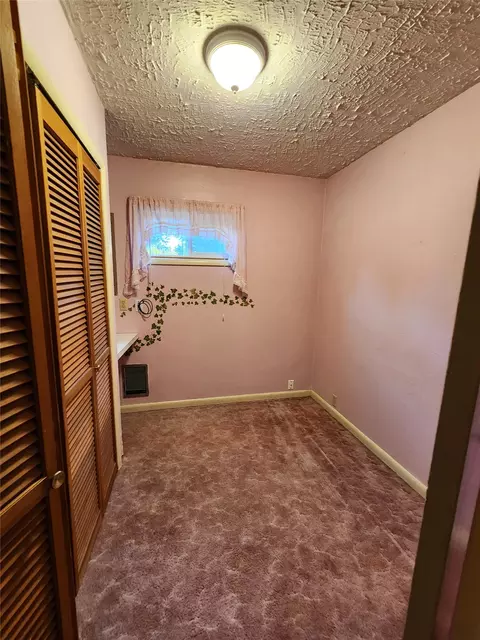 Bedroom - 33762 Us Highway 2, Libby, MT 59923 photo 1 of 5