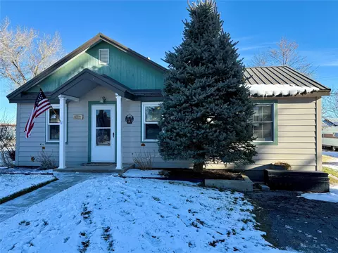 227 5th Ave NE, Choteau, MT 59422