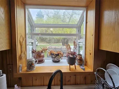 Kitchen - 48 Sloway Frontage Rd E, Superior, MT 59872 photo 4 of 4