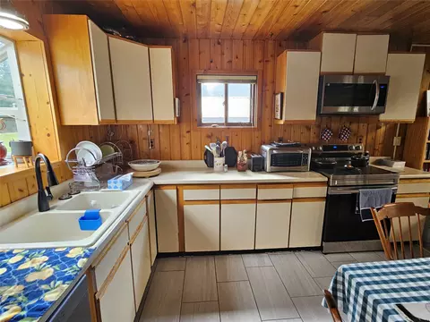 Kitchen - 48 Sloway Frontage Rd E, Superior, MT 59872 photo 1 of 4