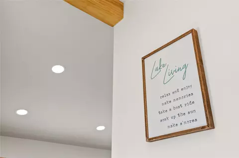 Entry Way - 44910 44900 Gunbarrel Ln, Elmo, MT 59915 photo 4 of 4