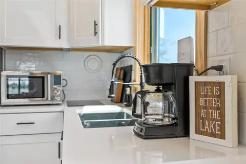 Kitchen - 44910 44900 Gunbarrel Ln, Elmo, MT 59915 photo 11 of 11