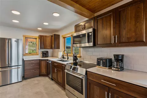 Kitchen - 44910 44900 Gunbarrel Ln, Elmo, MT 59915 photo 1 of 11