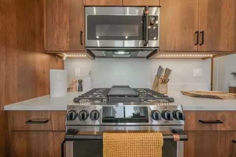 Kitchen - 207 Stoner Loop #A, Lakeside, MT 59922 photo 4 of 15