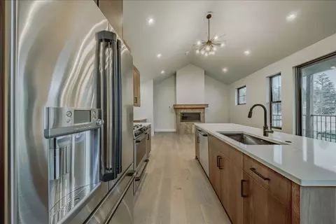 Kitchen - 207 Stoner Loop #A, Lakeside, MT 59922 photo 11 of 15