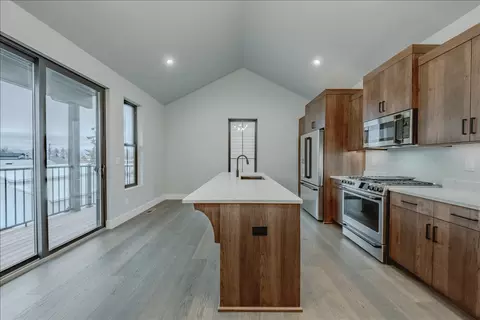 Kitchen - 207 Stoner Loop #A, Lakeside, MT 59922 photo 8 of 15