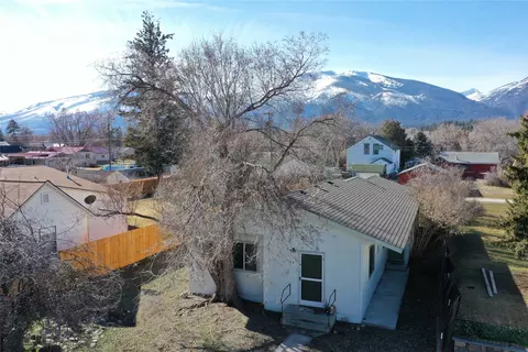 709 N 6th St, Hamilton, MT 59840