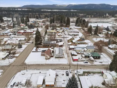 View/Area - 412 W 4th St, Libby, MT 59923 photo 4 of 8