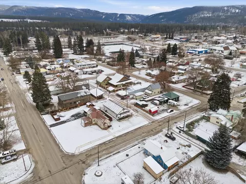View/Area - 412 W 4th St, Libby, MT 59923 photo 3 of 8