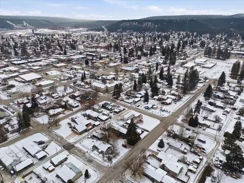 View/Area - 412 W 4th St, Libby, MT 59923 photo 7 of 8