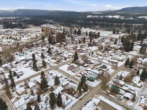 View/Area - 412 W 4th St, Libby, MT 59923 photo 5 of 8
