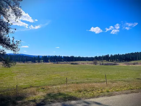 397 Malama Aina Rd, Eureka, MT 59917 photo 7