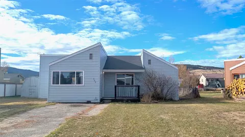303 N Adams St, Boulder, MT 59632