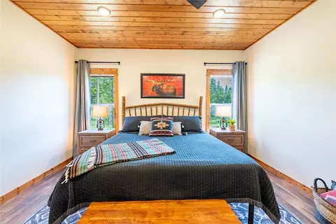 Bedroom - 331 Cheyenne Ct, Troy, MT 59935 photo 5 of 17