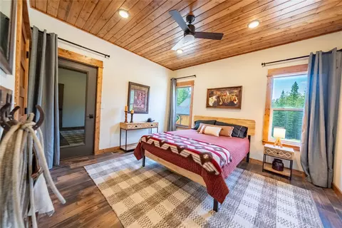 Bedroom - 331 Cheyenne Ct, Troy, MT 59935 photo 1 of 17