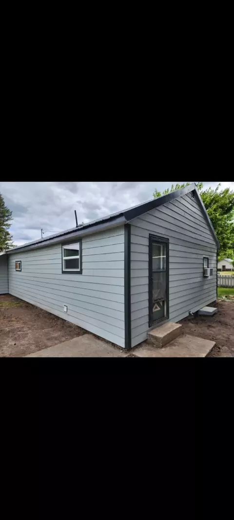 Exterior - 612 W 1st St, Libby, MT 59923 photo 2 of 14