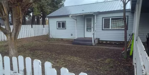 612 W 1st St, Libby, MT 59923