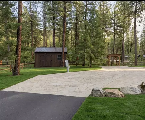 219 Shyrock Loop Dr, Superior, MT 59872