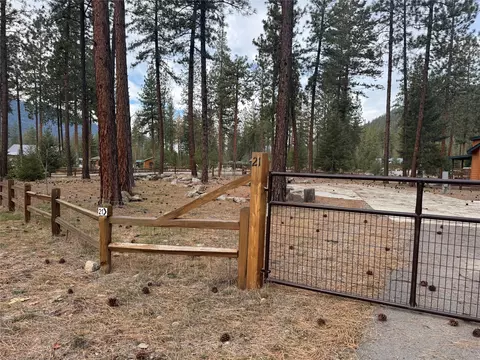 219 Shyrock Loop Dr, Superior, MT 59872