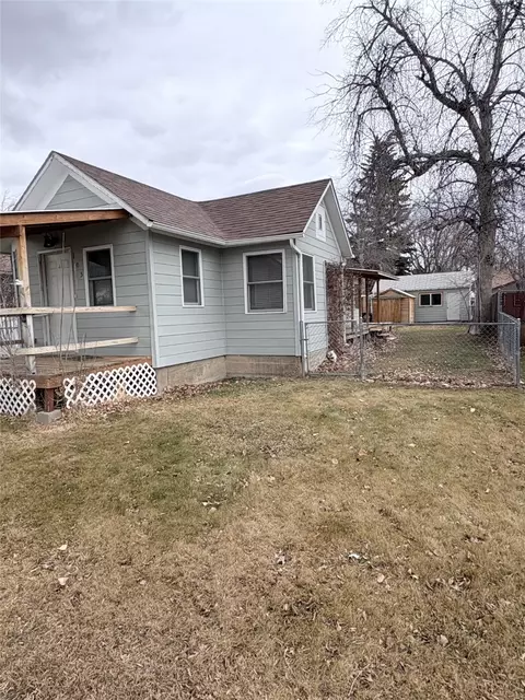 105 3rd Ave SW, Choteau, MT 59422