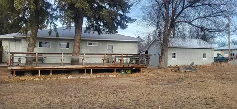 509 Michigan St, Conrad, MT 59425