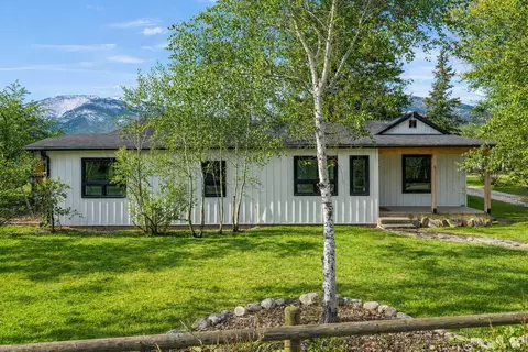 360 W River Rd, Hamilton, MT 59840