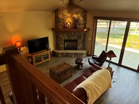 Living - 68 Bay Harbor Dr, Bigfork, MT 59911 photo 1 of 2