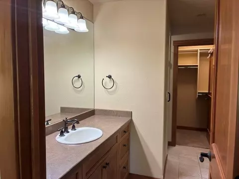 Bath - 68 Bay Harbor Dr, Bigfork, MT 59911 photo 5 of 8