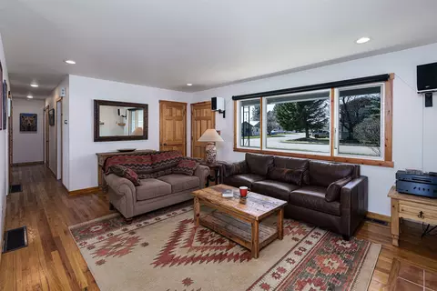 1306 Columbia Dr, Columbia Falls, MT 59912